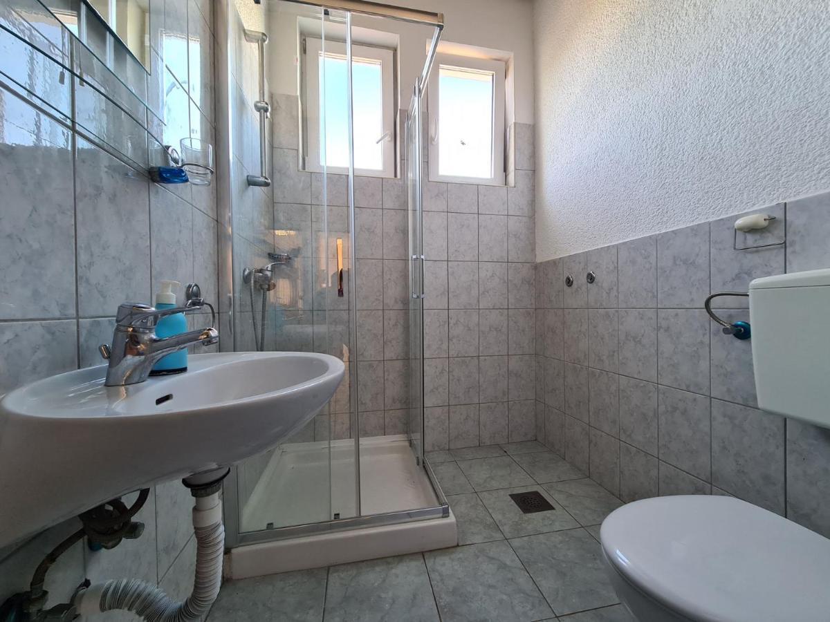 Apartments Mare 826 Пула Екстериор снимка