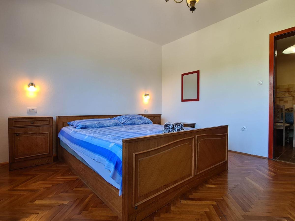 Apartments Mare 826 Пула Екстериор снимка