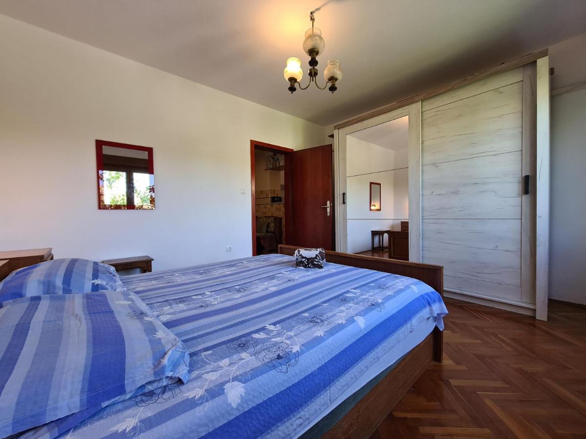 Apartments Mare 826 Пула Екстериор снимка