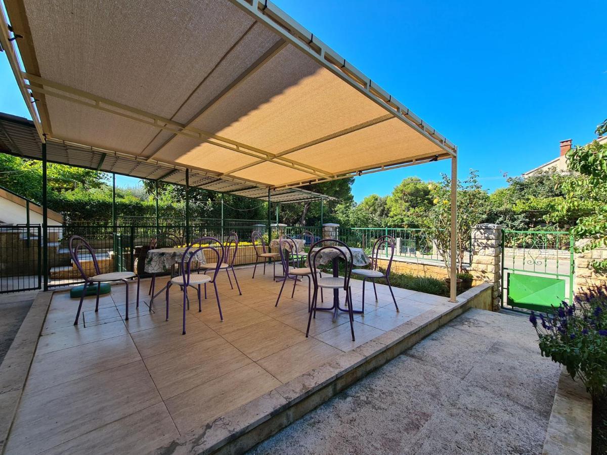 Apartments Mare 826 Пула Екстериор снимка