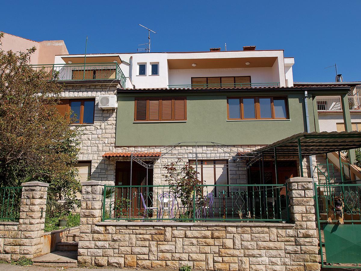 Apartments Mare 826 Пула Екстериор снимка